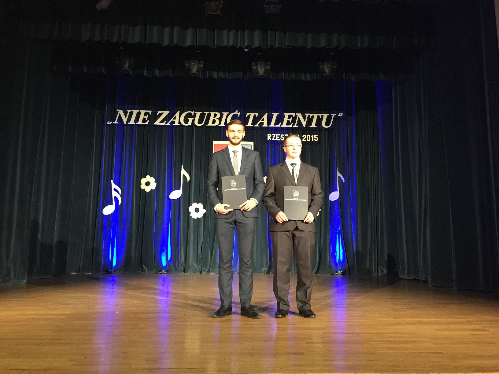 ?Nie zagubić talentu?  Stypendia na rok szkolny 2015/2016