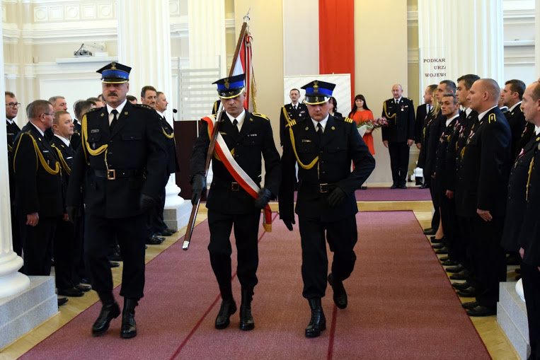 Strażacy z Niska nagrodzeni za wzorową służbę
