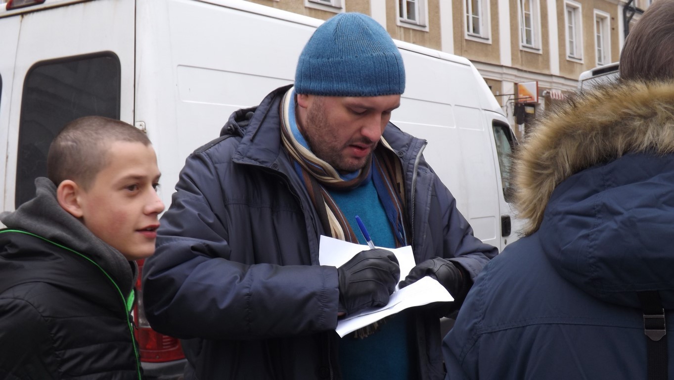 Ojciec Mateusz i kamień optymizmu