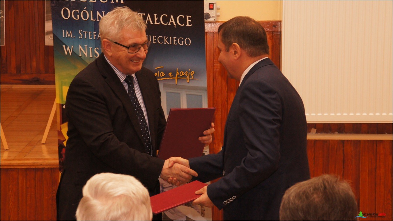 Powstała Fundacja wspierająca zdolnych uczniów LO im. Czarnieckiego