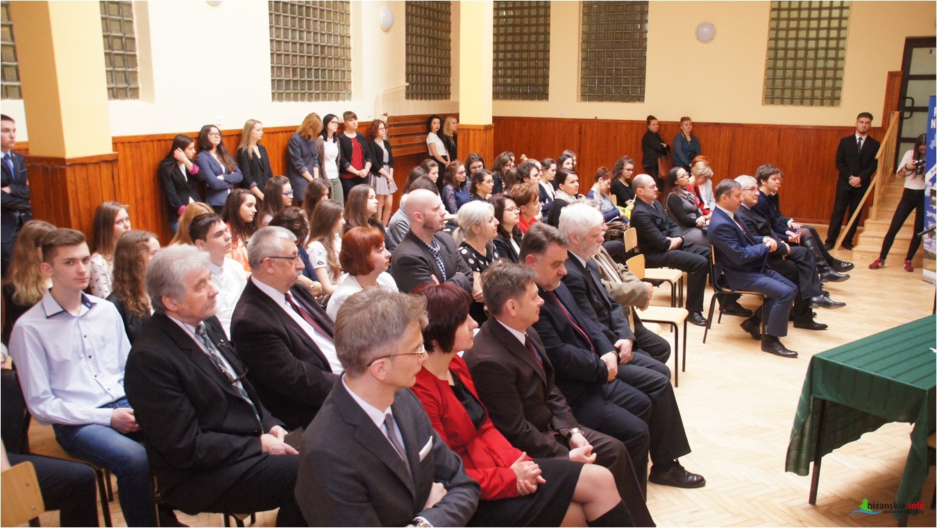 Powstała Fundacja wspierająca zdolnych uczniów LO im. Czarnieckiego