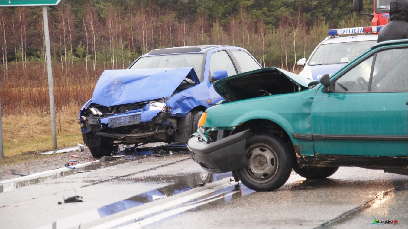 Kolizja na DK77