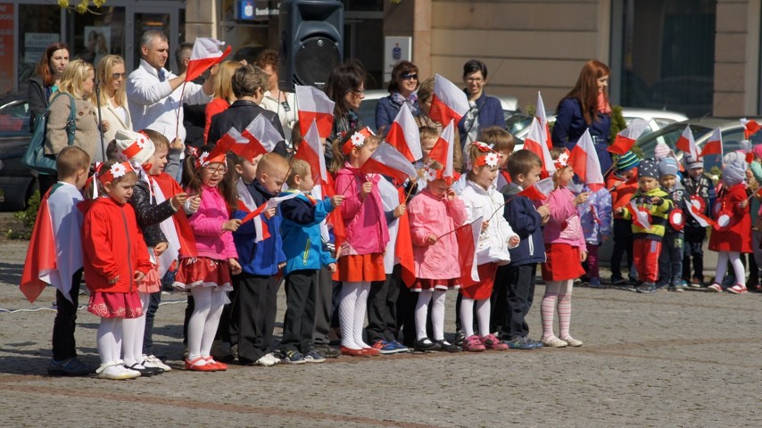 Najmłodsi uczcili narodowe święto flagi