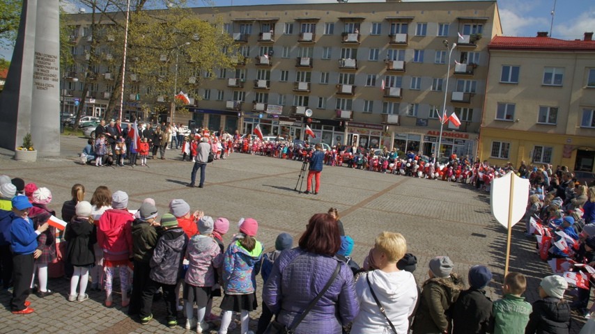 Najmłodsi uczcili narodowe święto flagi