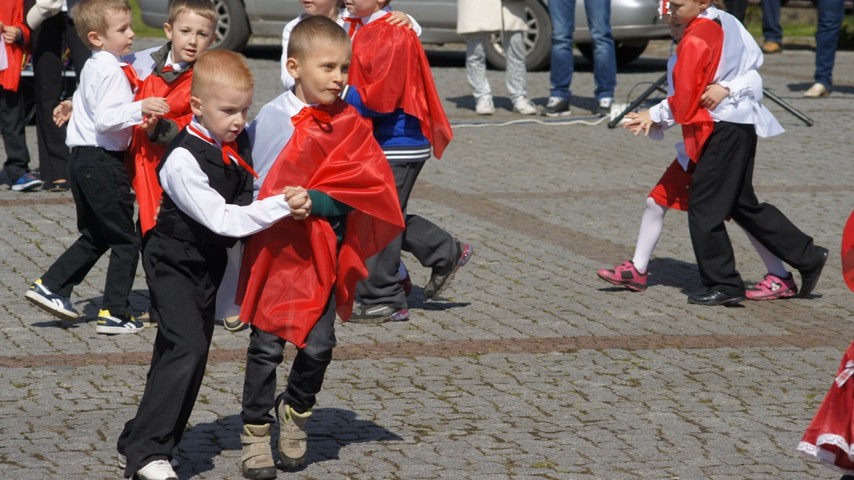 Najmłodsi uczcili narodowe święto flagi