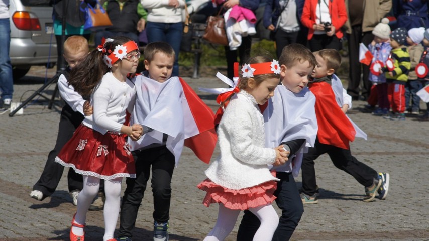 Najmłodsi uczcili narodowe święto flagi