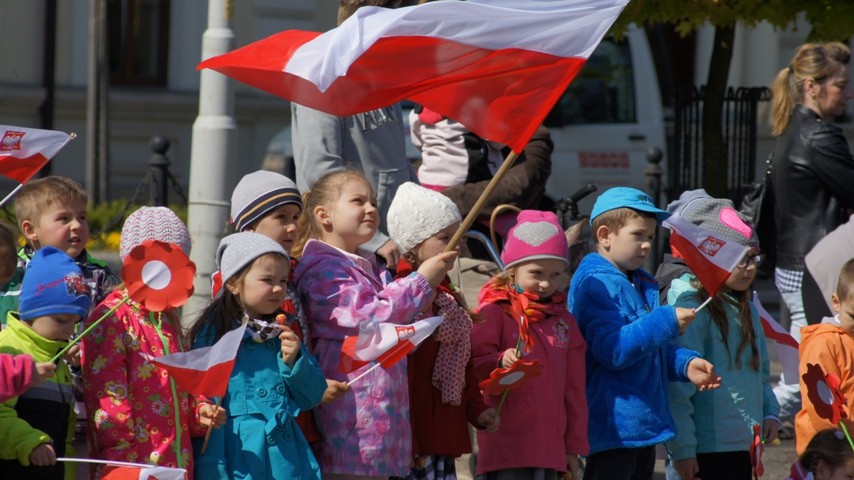 Najmłodsi uczcili narodowe święto flagi