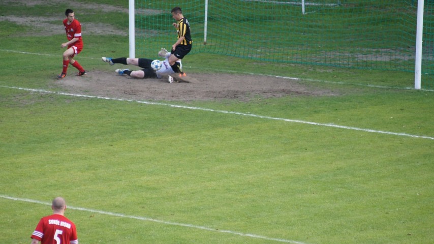 Sokół Nisko wygrał z Przełomem Besko aż 7-1