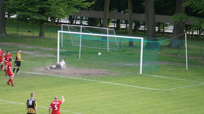 Sokół Nisko wygrał z Przełomem Besko aż 7-1