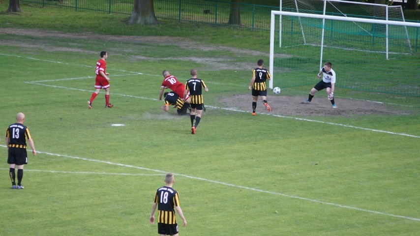 Sokół Nisko wygrał z Przełomem Besko aż 7-1