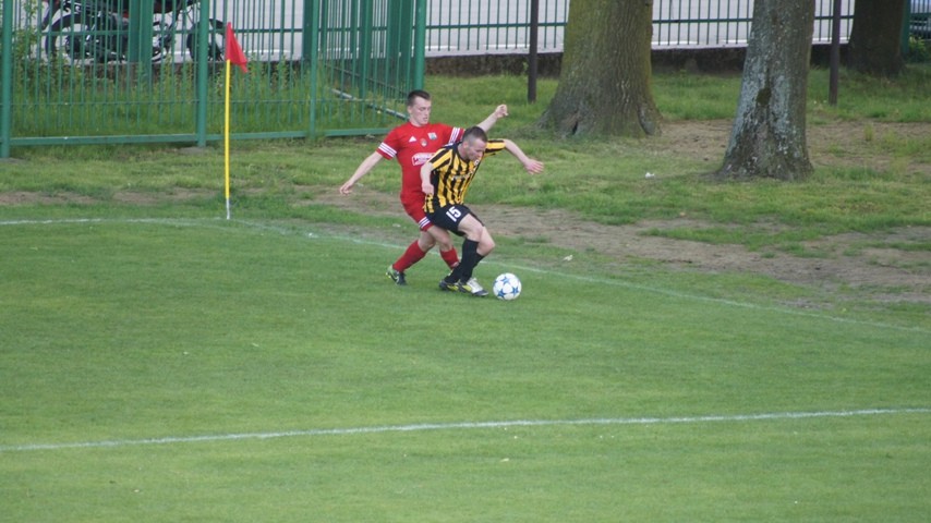Sokół Nisko wygrał z Przełomem Besko aż 7-1