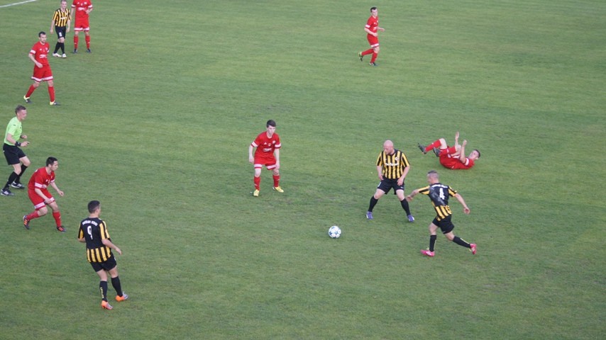Sokół Nisko wygrał z Przełomem Besko aż 7-1