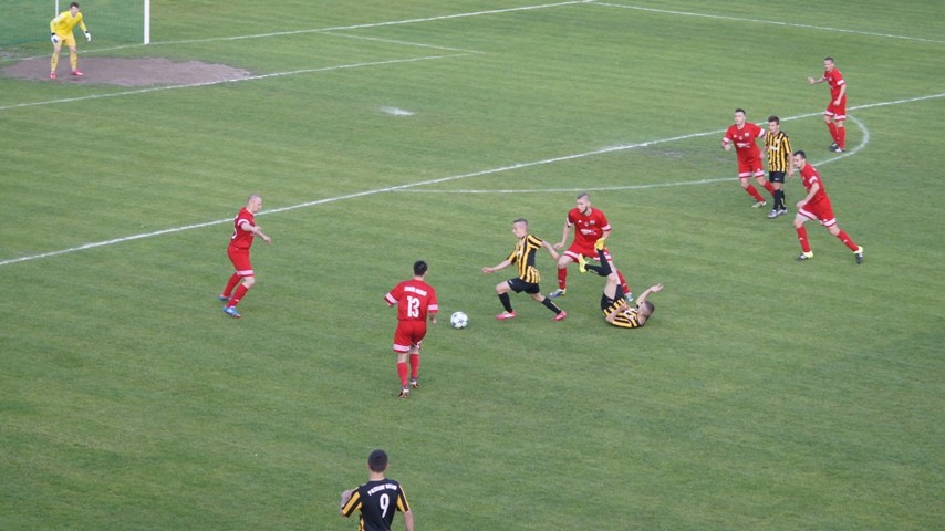 Sokół Nisko wygrał z Przełomem Besko aż 7-1
