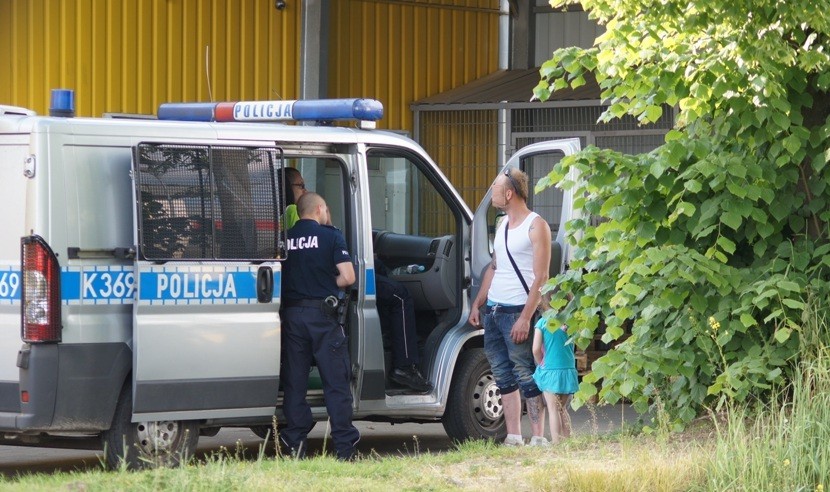 Pijany ojciec opiekował się dzieckiem, miał przy sobie narkotyki