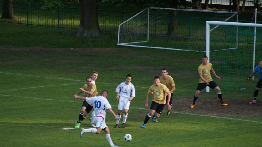 SOKÓŁ NISKO wygrywa 3-1 z LKS SKOŁOSZÓW