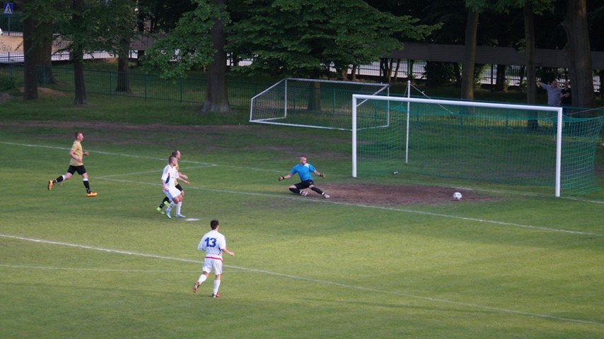 SOKÓŁ NISKO wygrywa 3-1 z LKS SKOŁOSZÓW