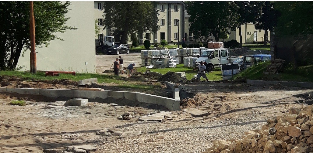 Remont nawierzchni przy SOSW w Rudniku nad Sanem