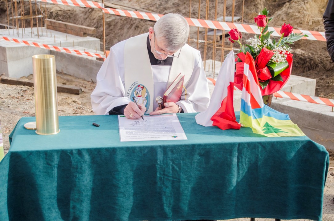 W Zarzeczu wmurowano kamień węgielny pod budowę sali gimnastycznej