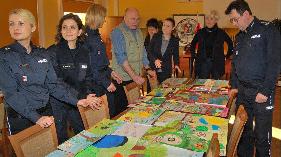 I miejsce w wojewódzkim konkursie plastycznym ?Bezpieczne Wakacje? dla uczennicy z Nowosielca