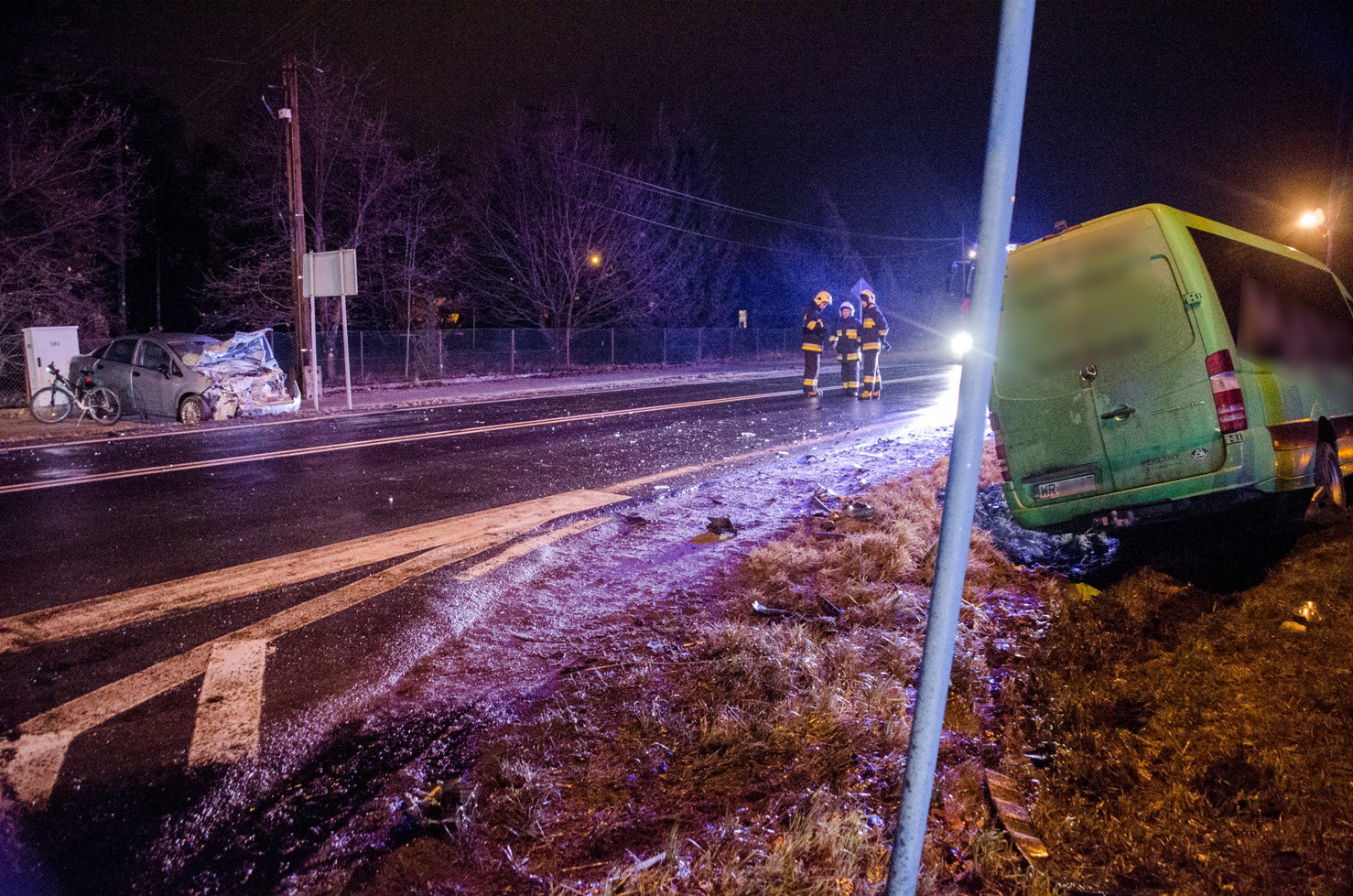 Wypadek autobusu na DK 19 ? trzy osoby ranne