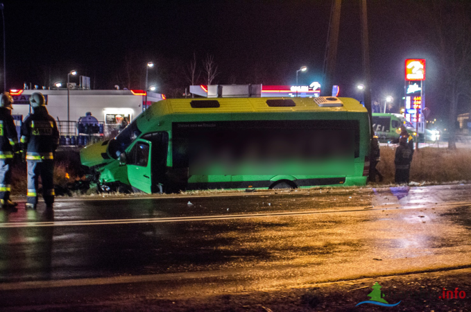 Wypadek autobusu na DK 19 ? trzy osoby ranne