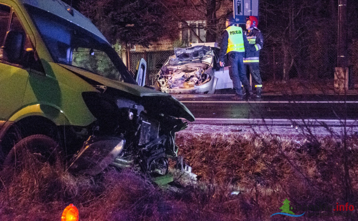 Wypadek autobusu na DK 19 ? trzy osoby ranne