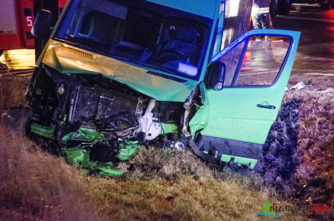 Wypadek autobusu na DK 19 ? trzy osoby ranne