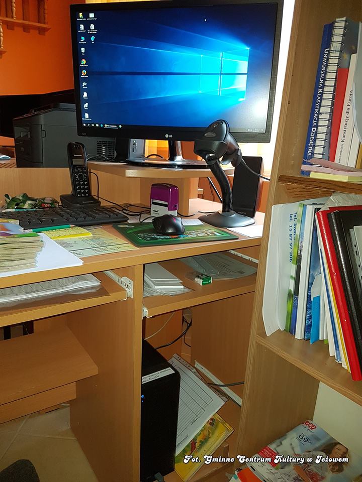 Biblioteka w Jeżowem bogatsza o nowy sprzęt