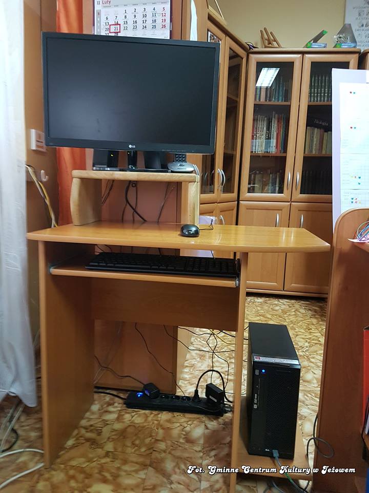 Biblioteka w Jeżowem bogatsza o nowy sprzęt