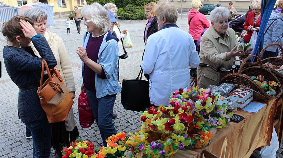 Świąteczny kiermasz na niżańskich plantach