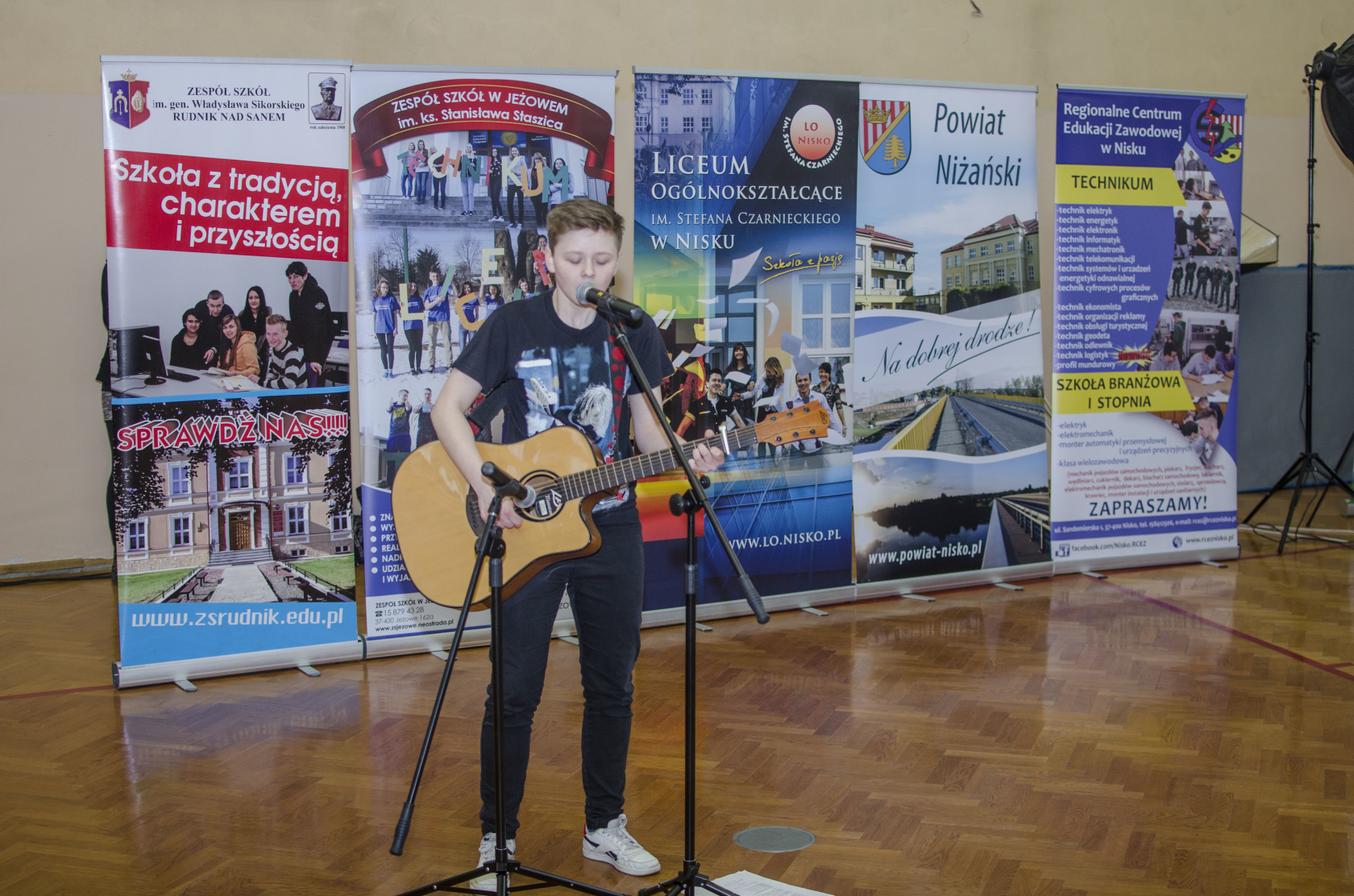 Festiwal Zawodów szkół niżańskich