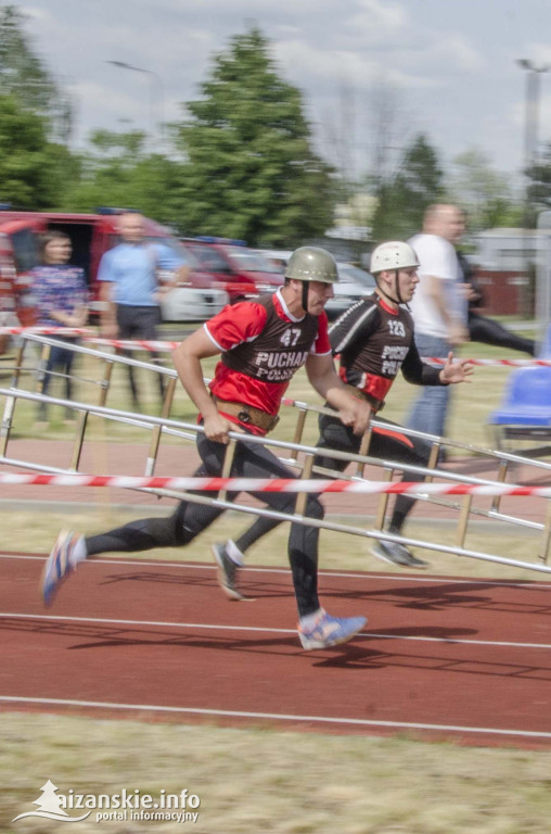 Strażacy rywalizowali na wspinalni