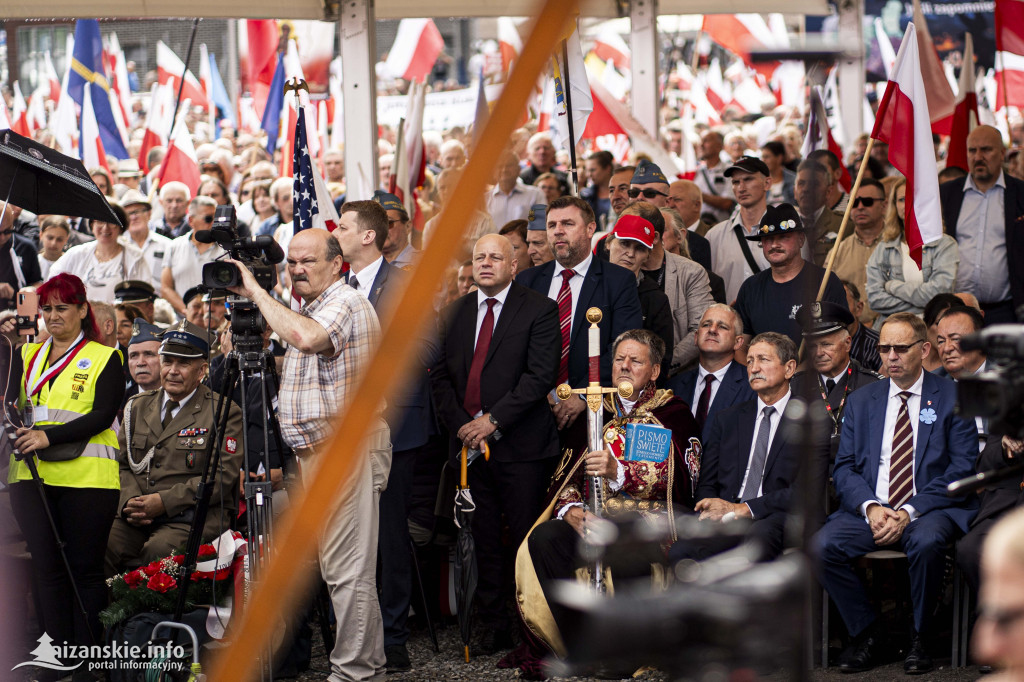 Odsłonięcie pomnika 