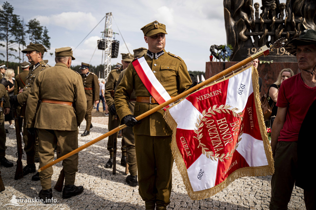 Odsłonięcie pomnika 