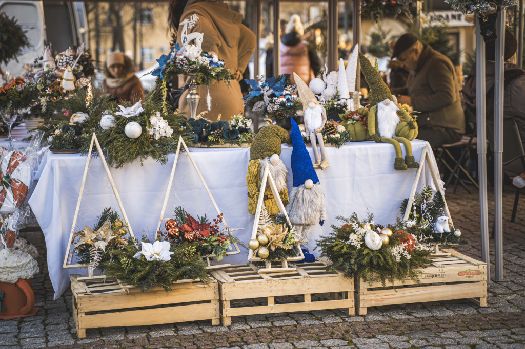 Świąteczny klimat podczas Jarmarku Bożonarodzeniowego w Nisku