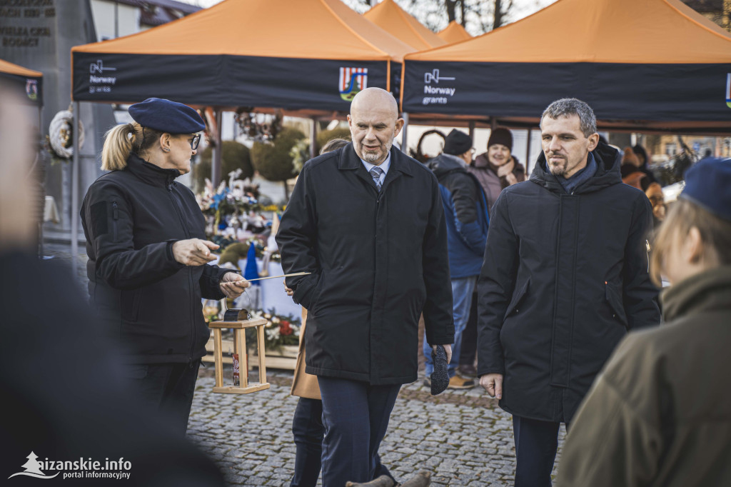 Świąteczny klimat podczas Jarmarku Bożonarodzeniowego w Nisku