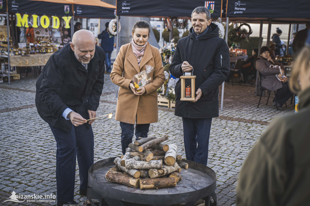 Świąteczny klimat podczas Jarmarku Bożonarodzeniowego w Nisku