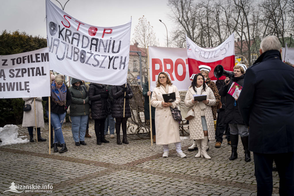 Protest w Nisku! Pracownicy szpitala wyszli na ulicę!