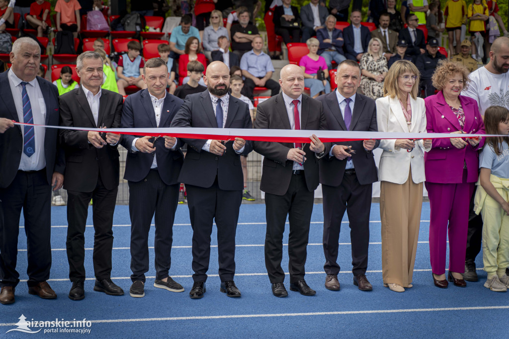 Stadion poświęcony i otwarty, ale… grać nie można