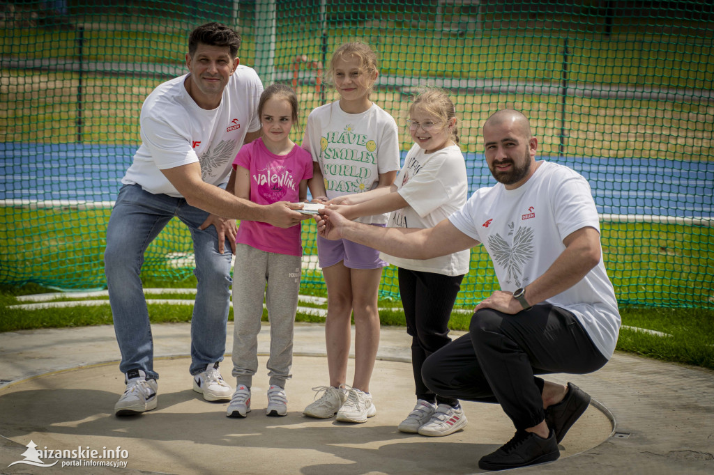 Stadion poświęcony i otwarty, ale… grać nie można