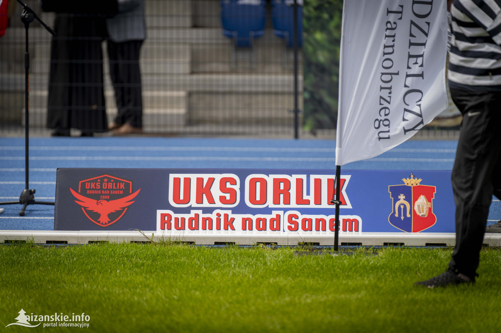 Stadion poświęcony i otwarty, ale… grać nie można
