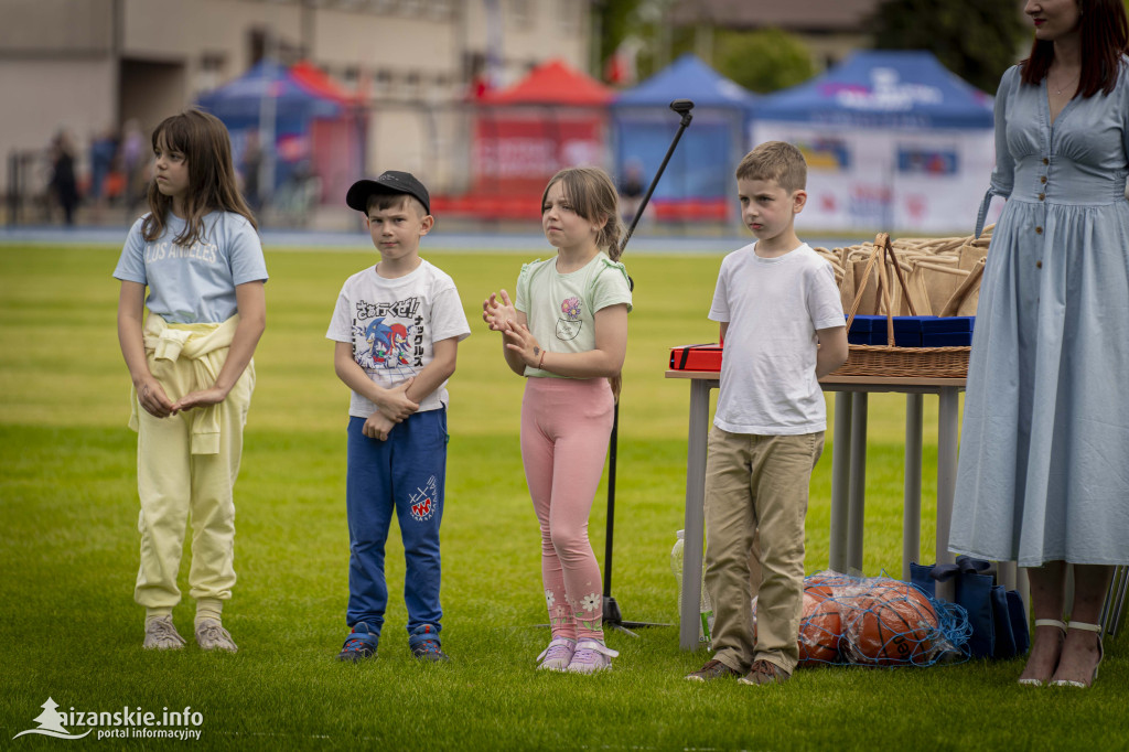 Stadion poświęcony i otwarty, ale… grać nie można