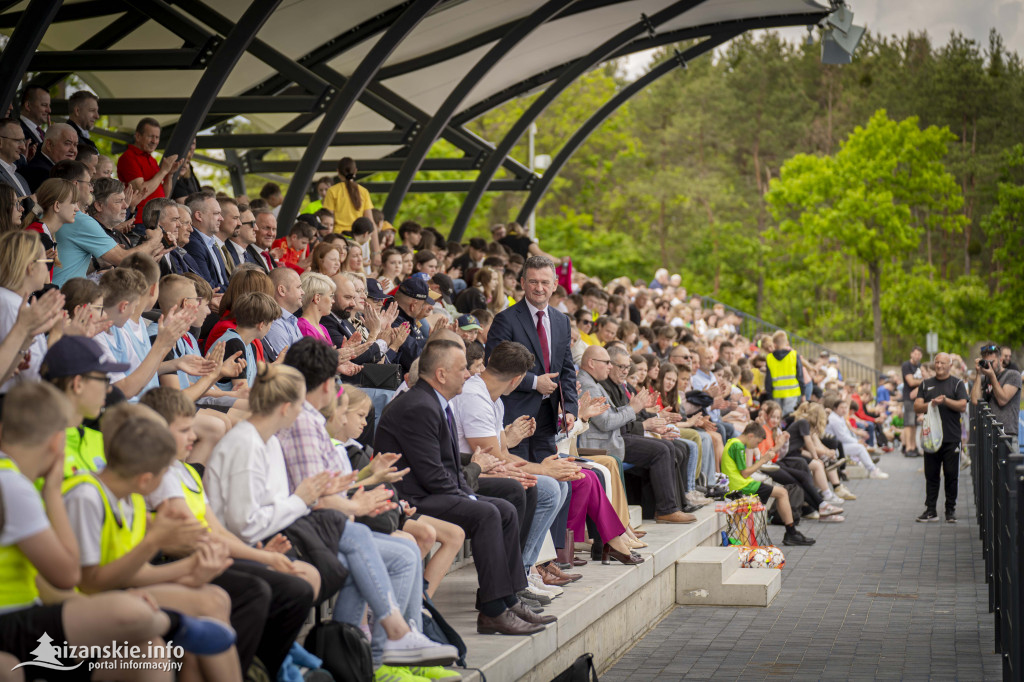 Stadion poświęcony i otwarty, ale… grać nie można