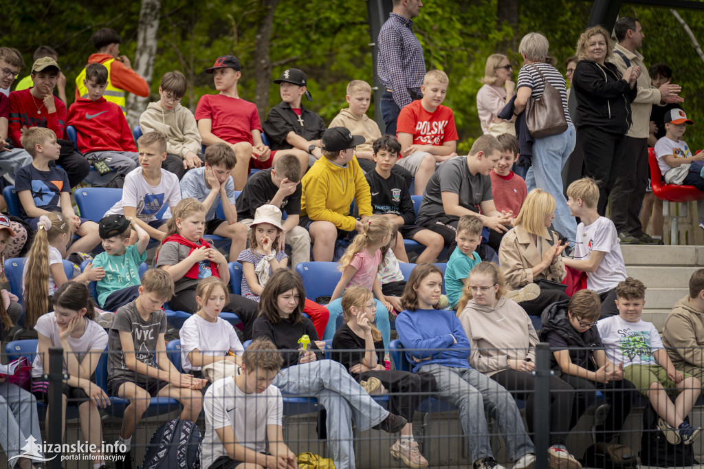 Stadion poświęcony i otwarty, ale… grać nie można