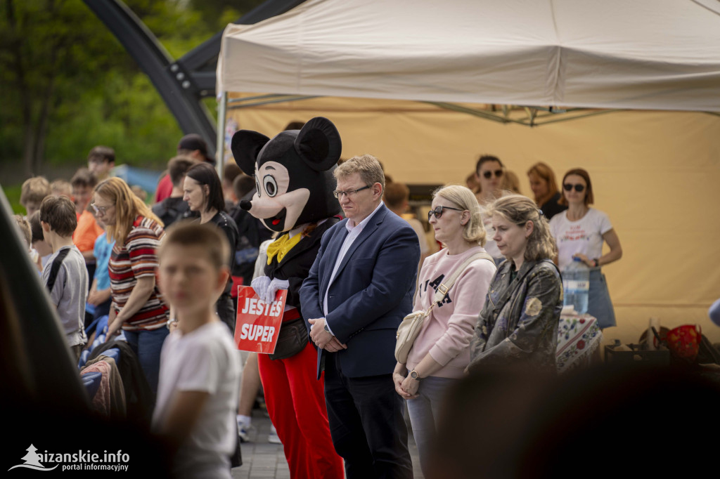 Stadion poświęcony i otwarty, ale… grać nie można