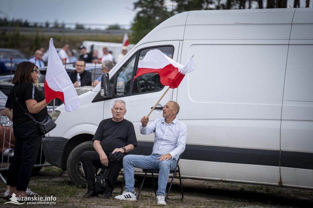 Uroczystości Narodowego Dnia Pamięci o Polakach w Domostawie