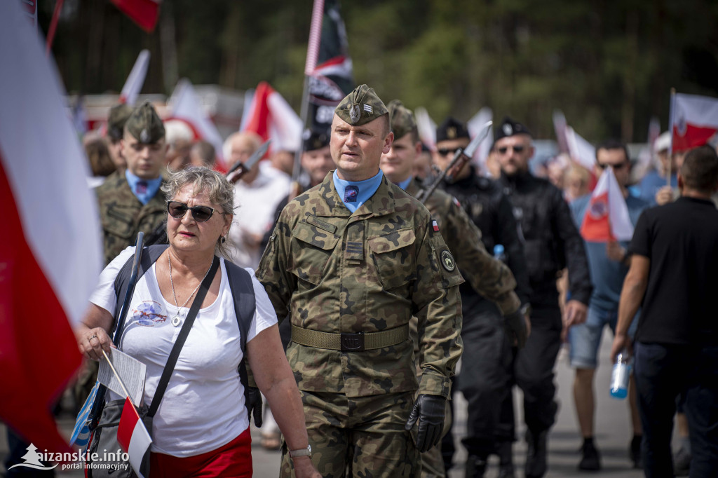 Uroczystości Narodowego Dnia Pamięci o Polakach w Domostawie