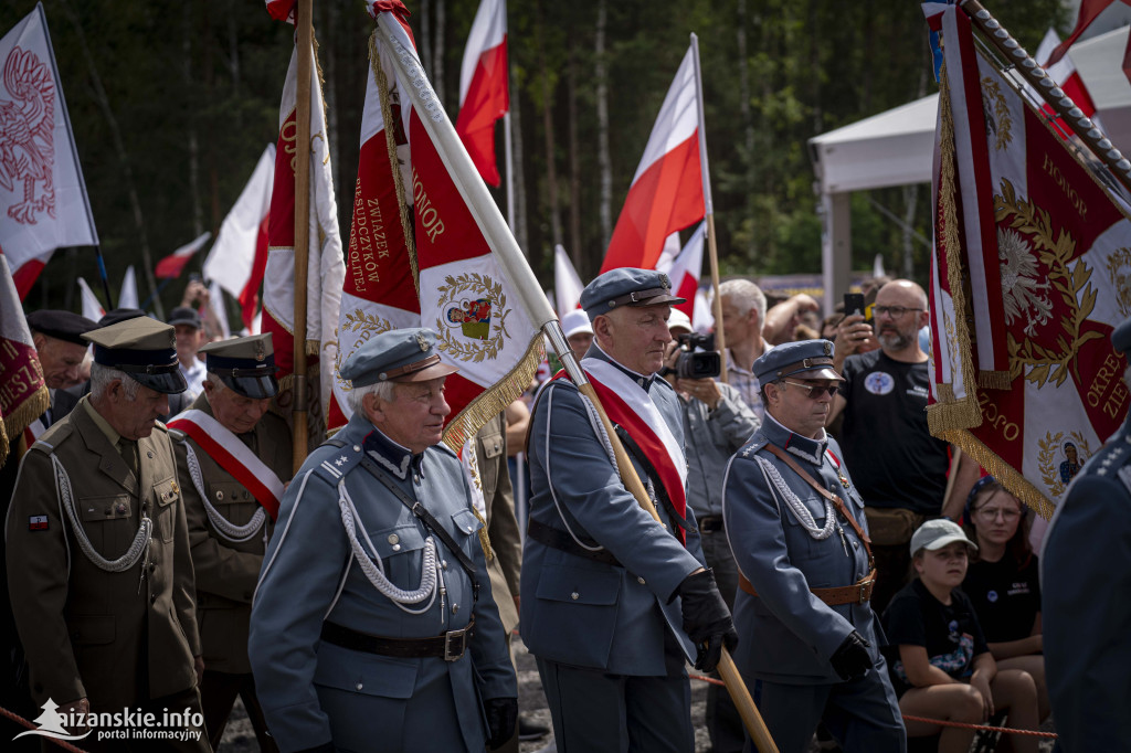 Uroczystości Narodowego Dnia Pamięci o Polakach w Domostawie