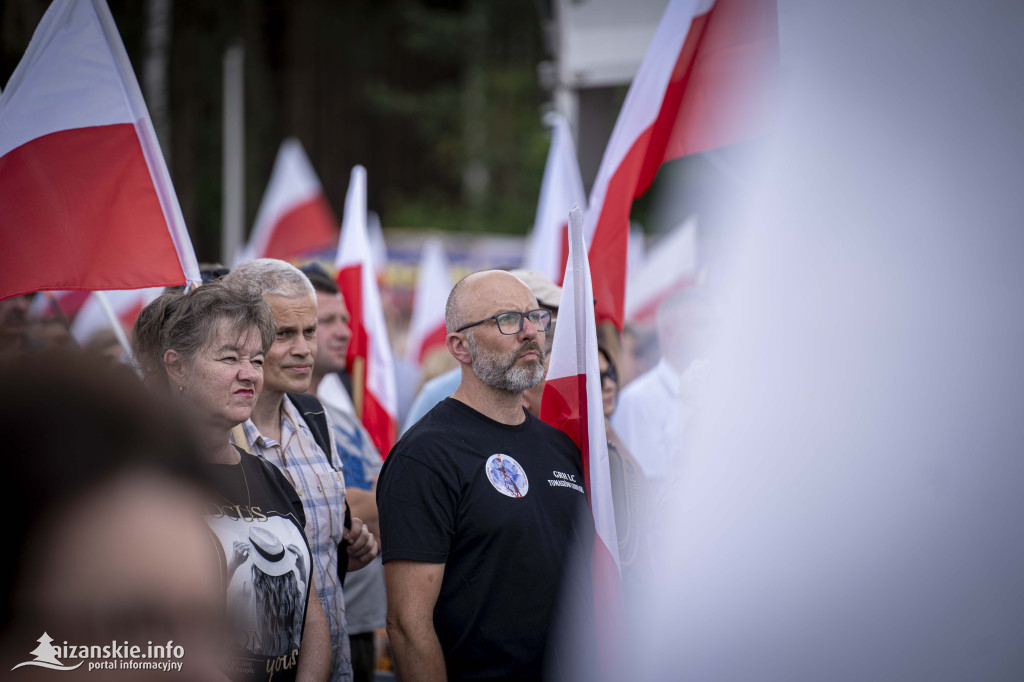 Uroczystości Narodowego Dnia Pamięci o Polakach w Domostawie