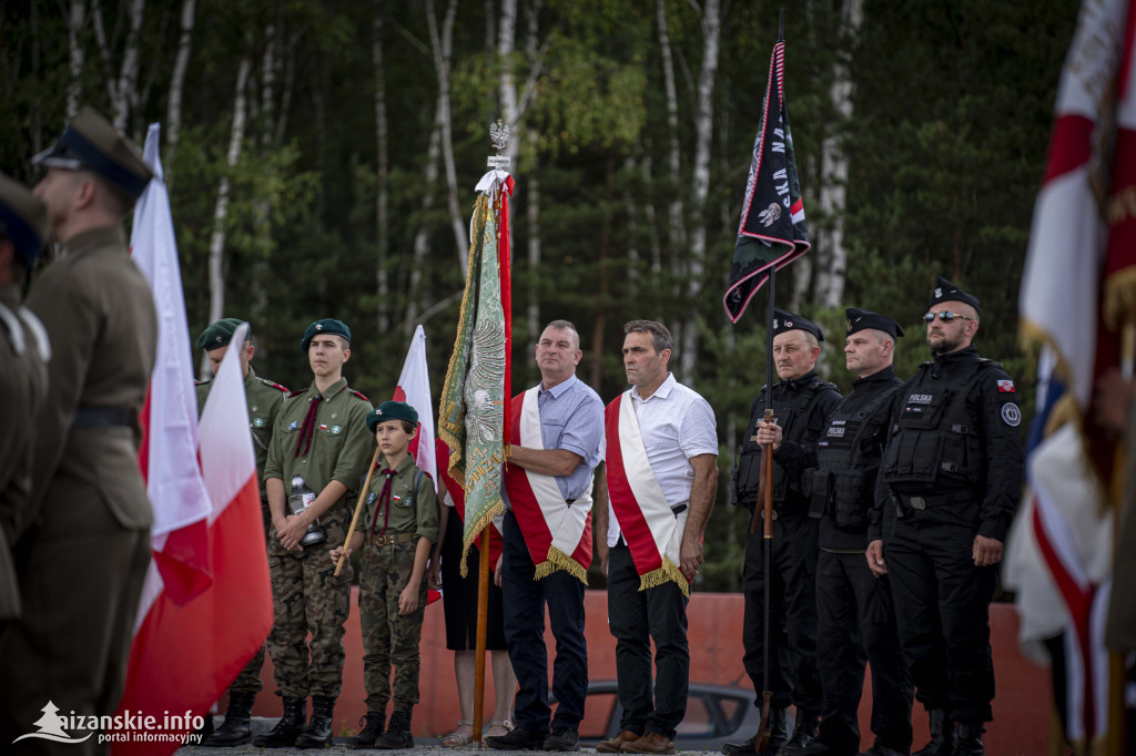 Uroczystości Narodowego Dnia Pamięci o Polakach w Domostawie